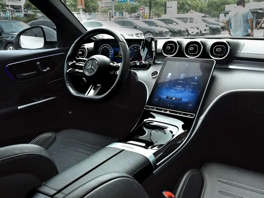 Mercedes-Benz C-Class 2022 — фото 20