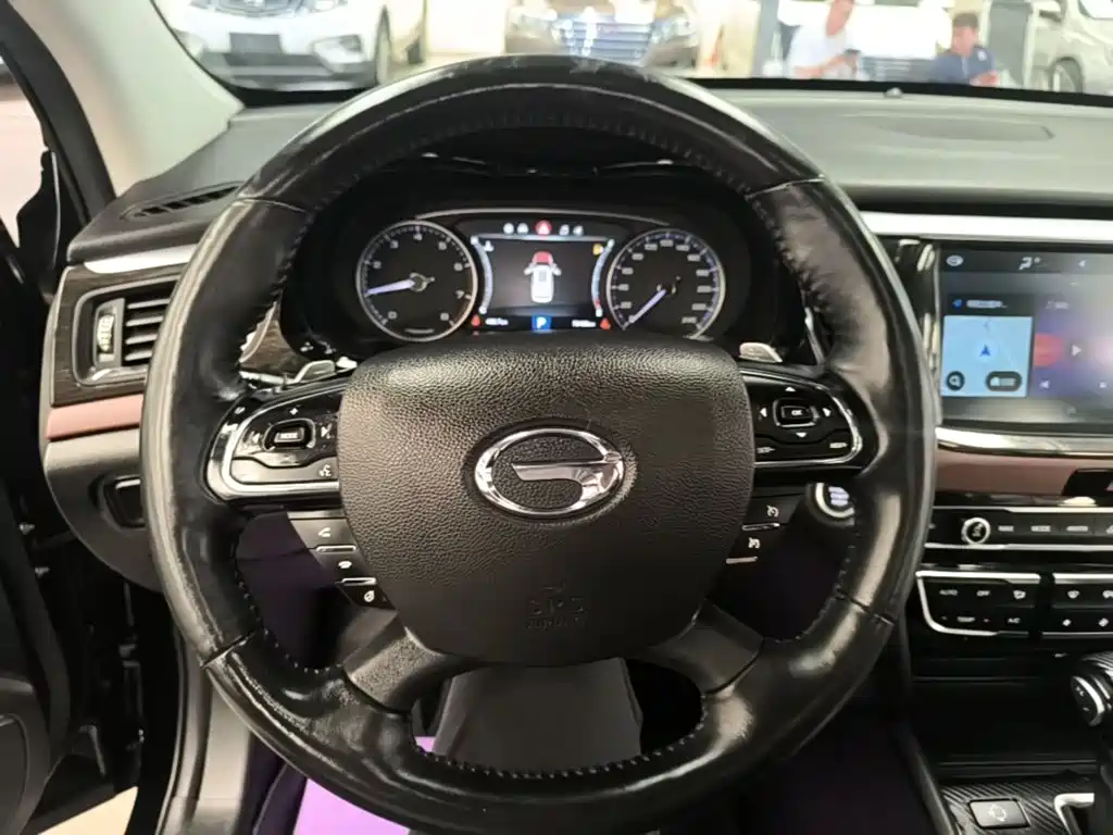 GAC Motor Trumpchi GS8 2018 — фото 11