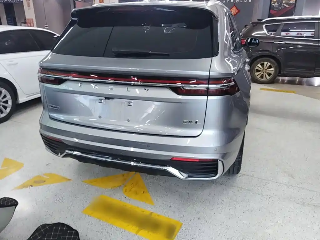 Geely Xingyue L 2023