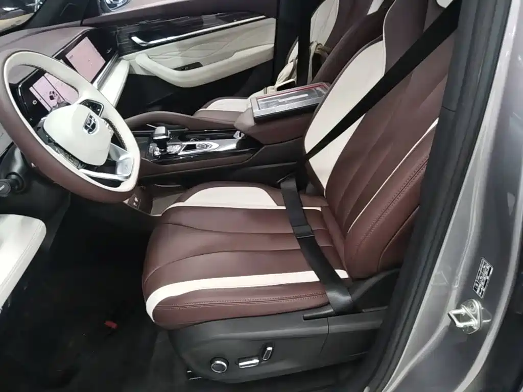 Geely Xingyue L 2023 — фото 15
