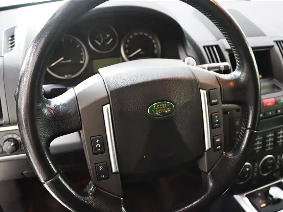 Land Rover Freelander 2 2008 — фото 15