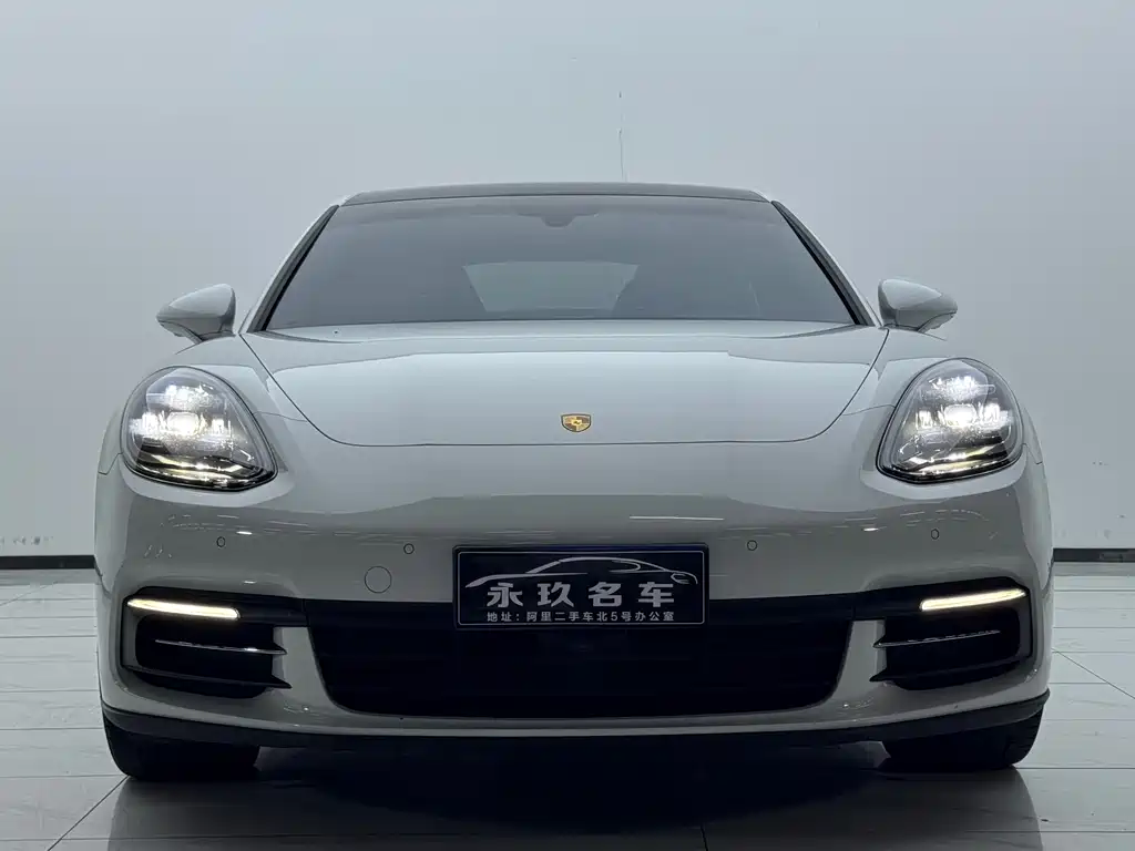 Porsche Panamera 2018 — фото 4