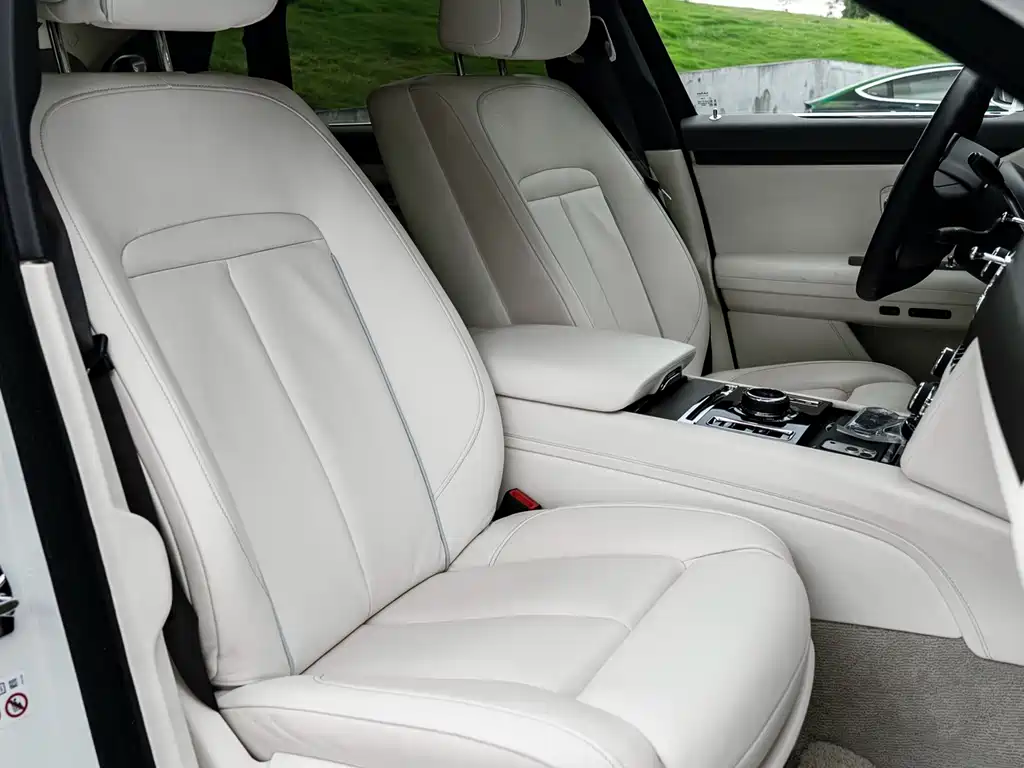 Rolls-Royce Ghost 2022