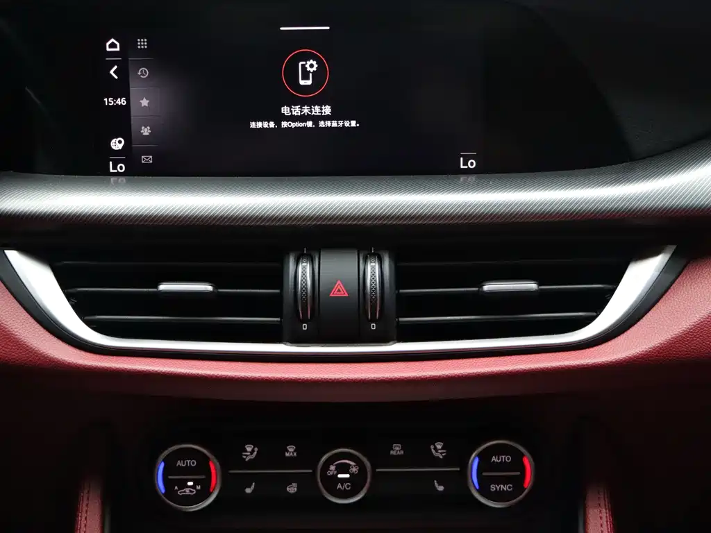 Alfa Romeo Stelvio 2020 — фото 15