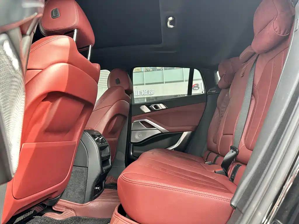 BMW X6 2021 — фото 13