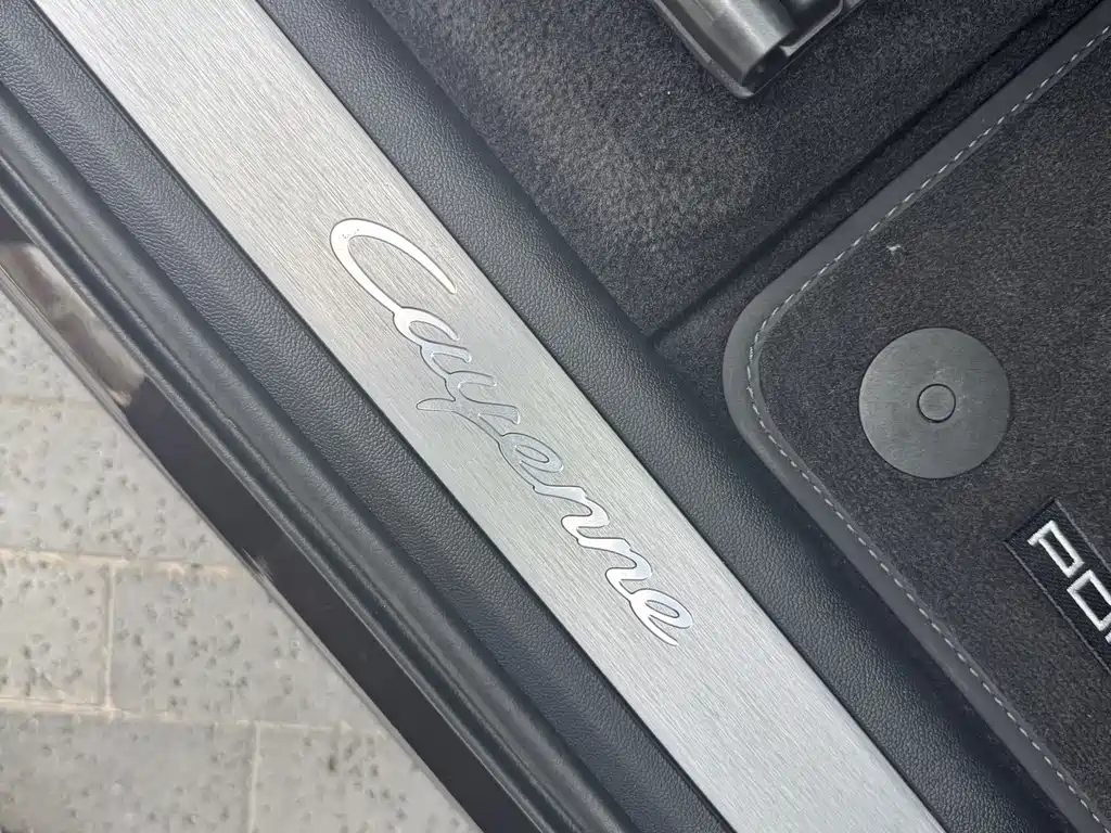 Porsche Cayenne 2021 — фото 19