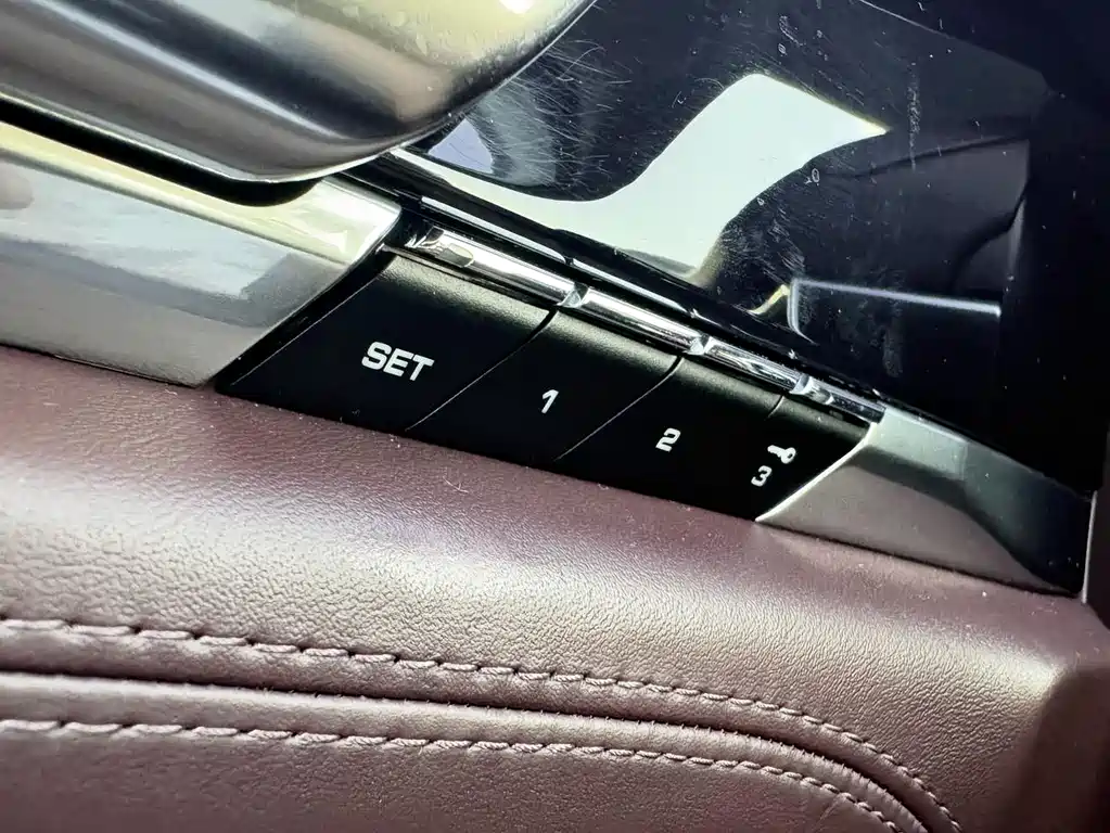 Porsche Panamera 2014 — фото 17