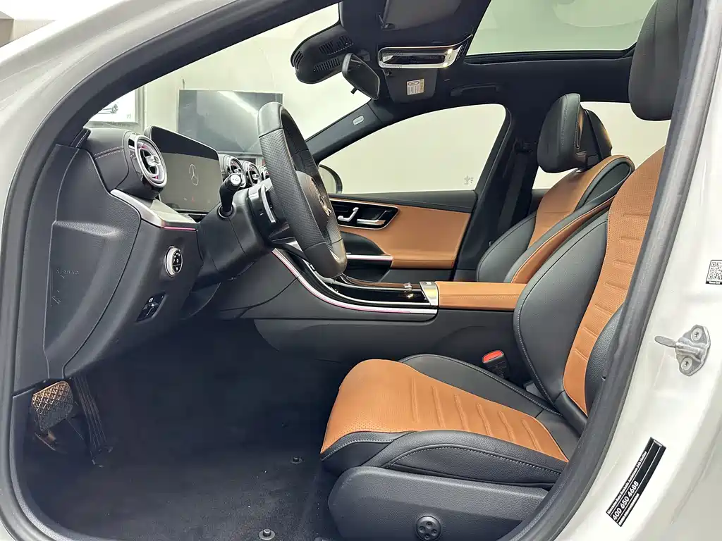 Mercedes-Benz C-Class 2022 — фото 9