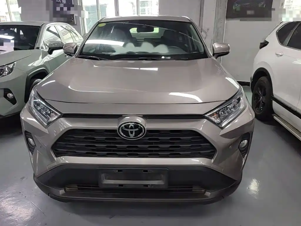 Toyota RAV4 2021