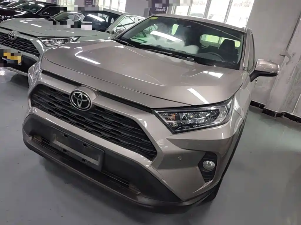 Toyota RAV4 2021