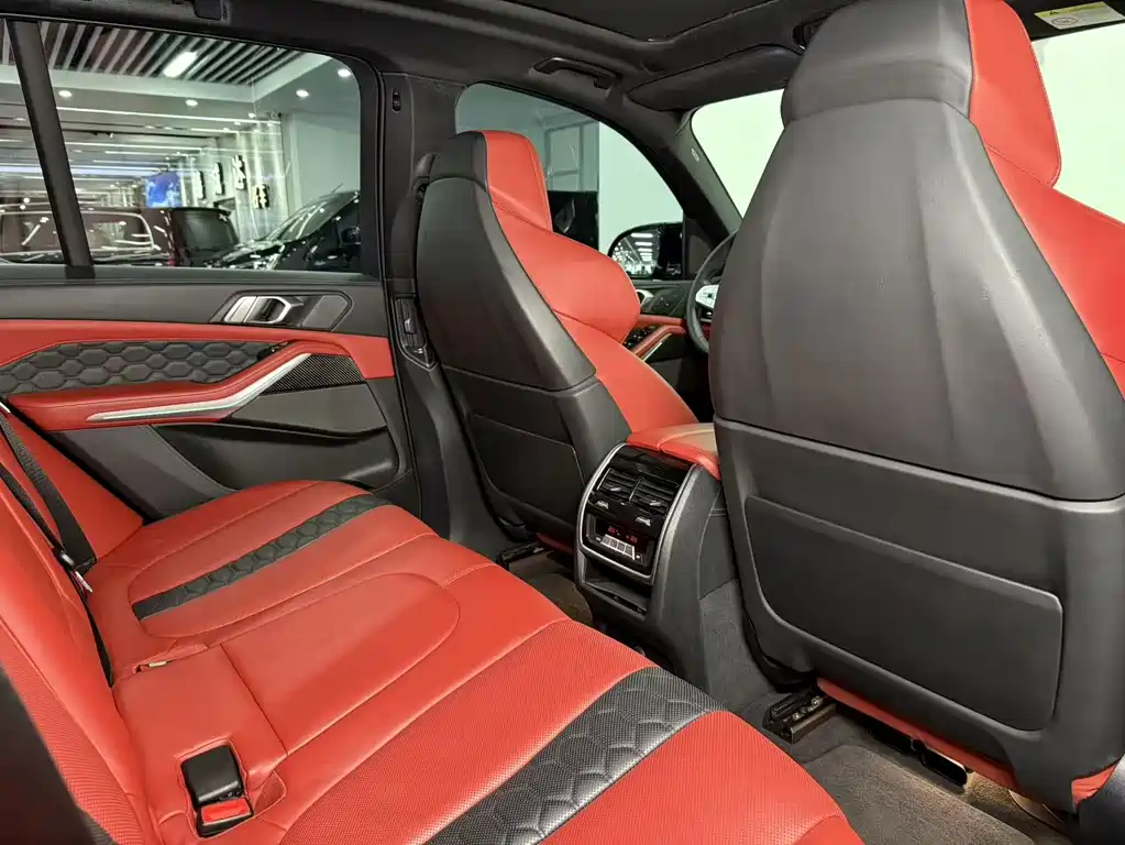 BMW X5 M 2021 — фото 14
