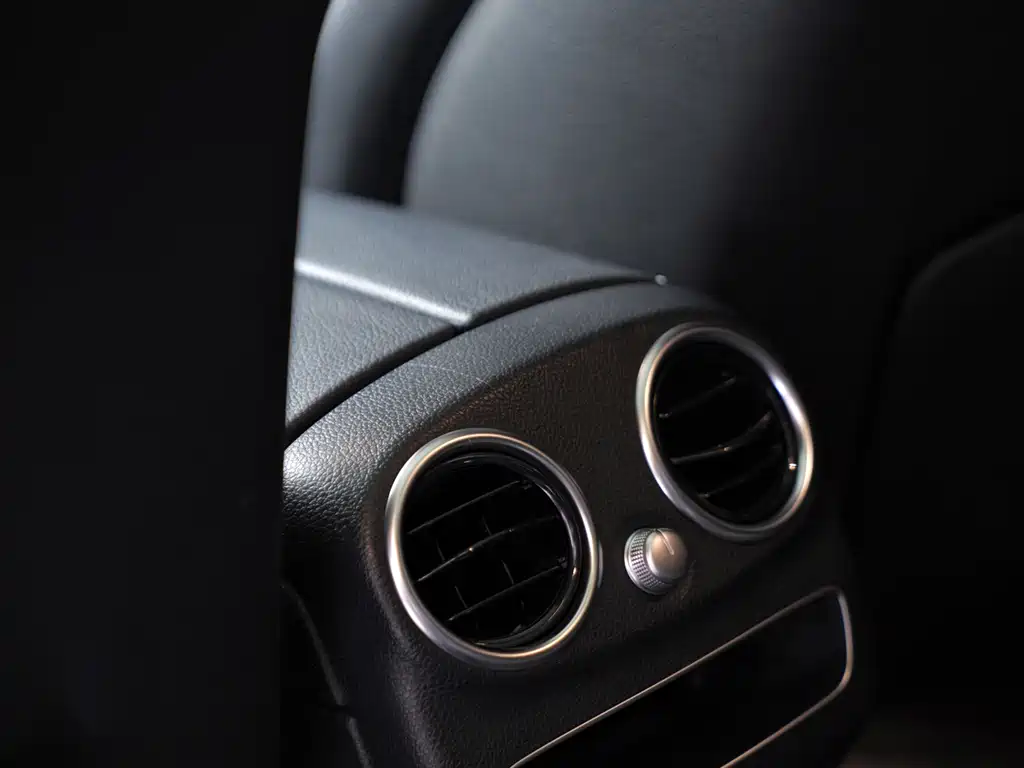 Mercedes-Benz C-Class 2019 — фото 10