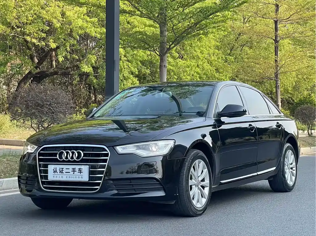 Audi A6L 2014 — фото 1