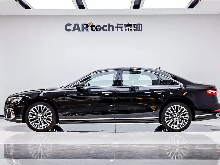 Audi A8 2024 — фото 3