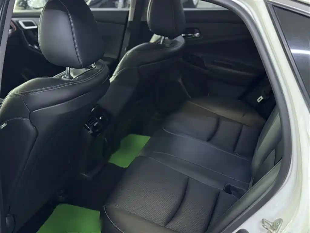 Honda Spirior 2017 — фото 11