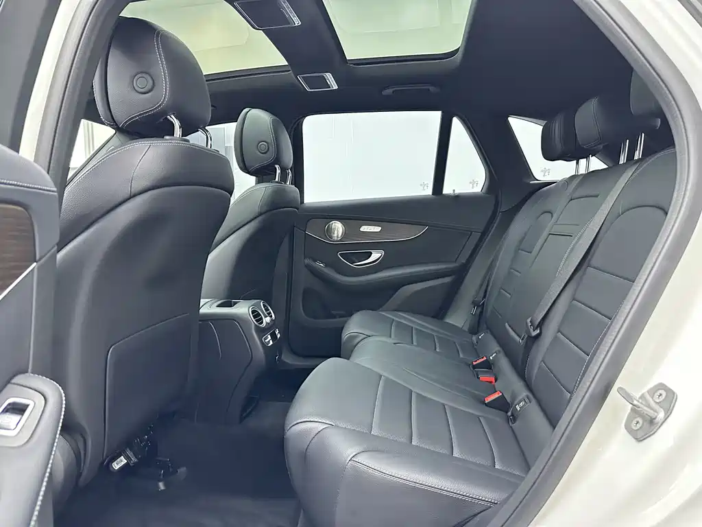 Mercedes-Benz GLC 2023 — фото 12