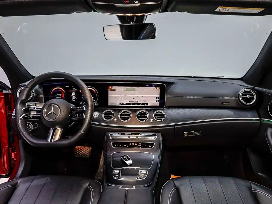 Mercedes-Benz E-Class 2021 — фото 28