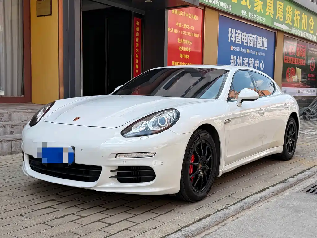 Porsche Panamera 2016