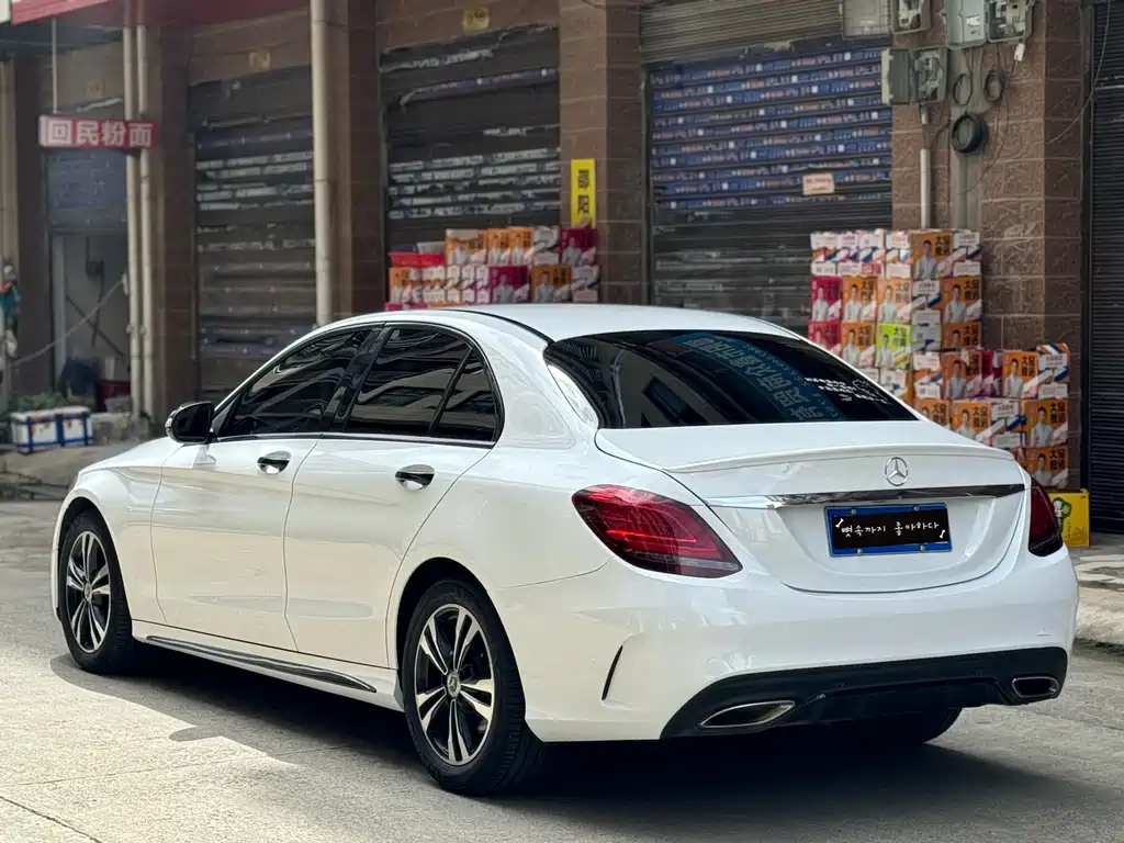Mercedes-Benz C-Class 2019