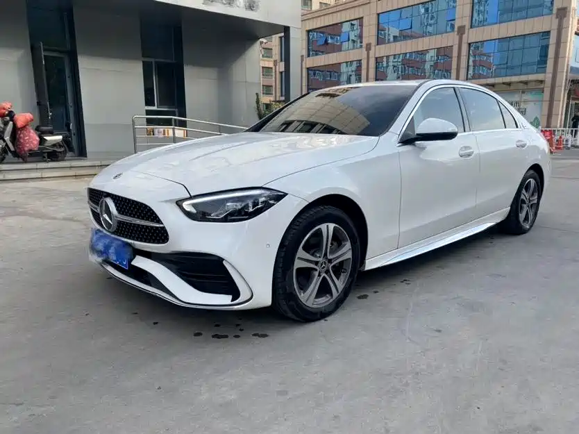 Mercedes-Benz C-Class 2022 — фото 1