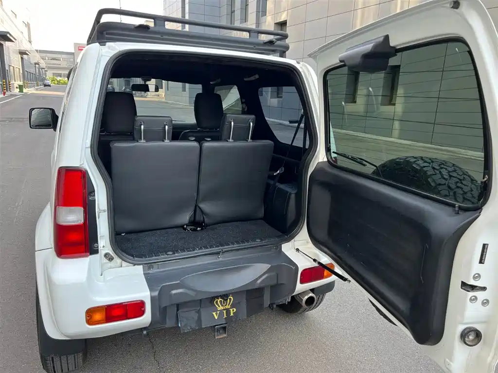 Suzuki Jimny 2014 — фото 12