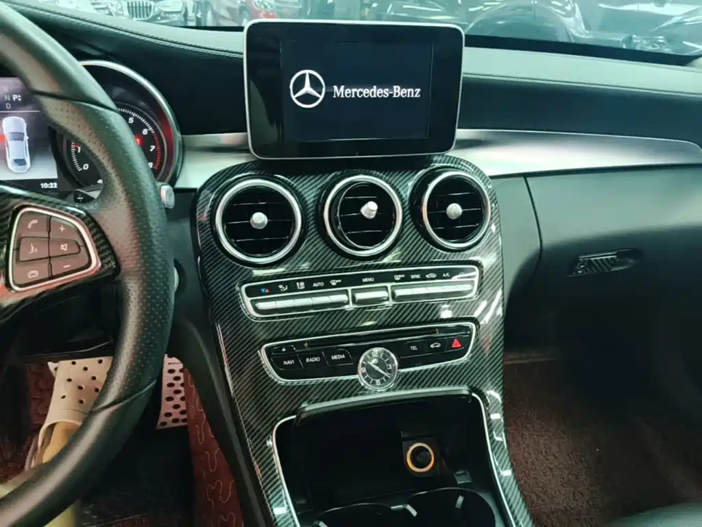 Mercedes-Benz C-Class 2018 — фото 13