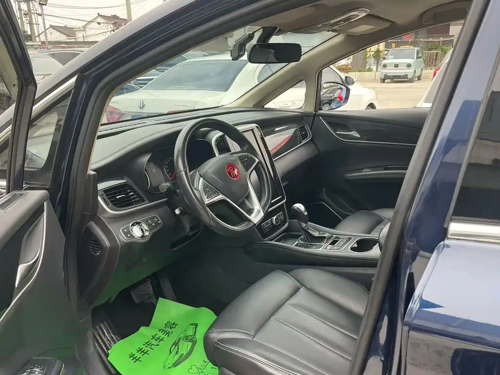 BYD MAX 2018
