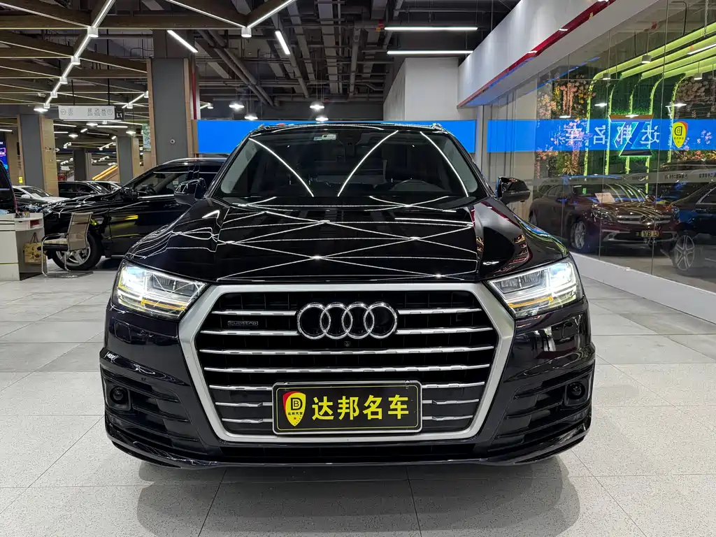 Audi Q7 2018 — фото 2