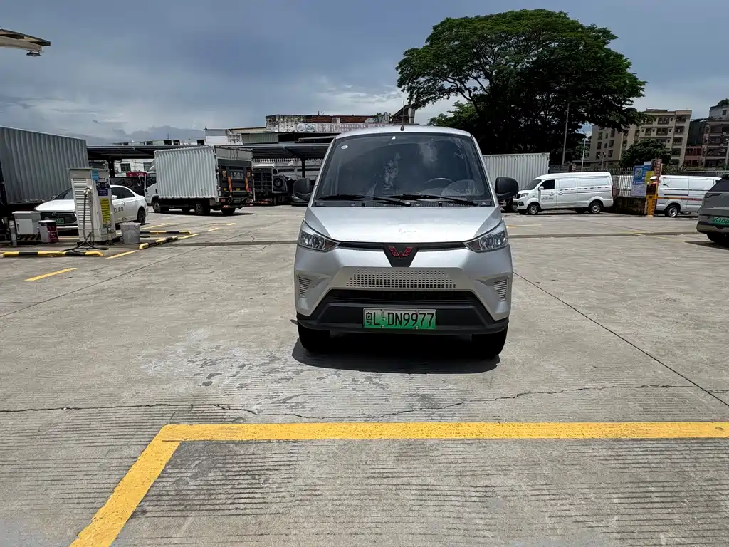 Wuling EV50 2025
