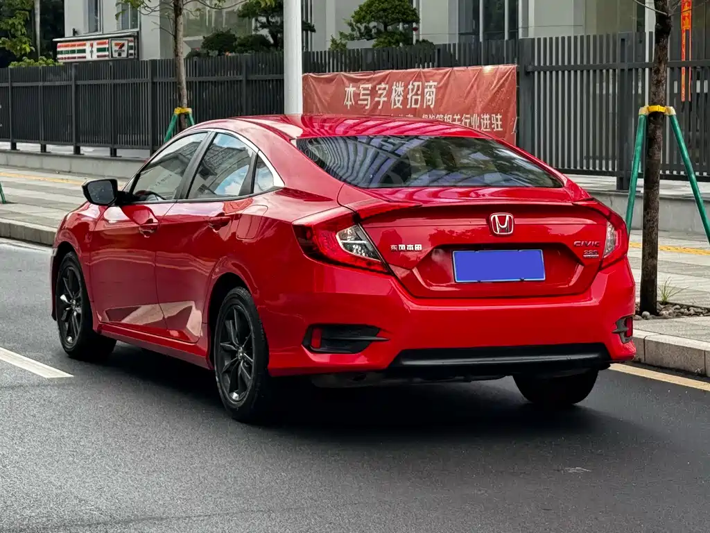 Honda Civic 2021 — фото 15