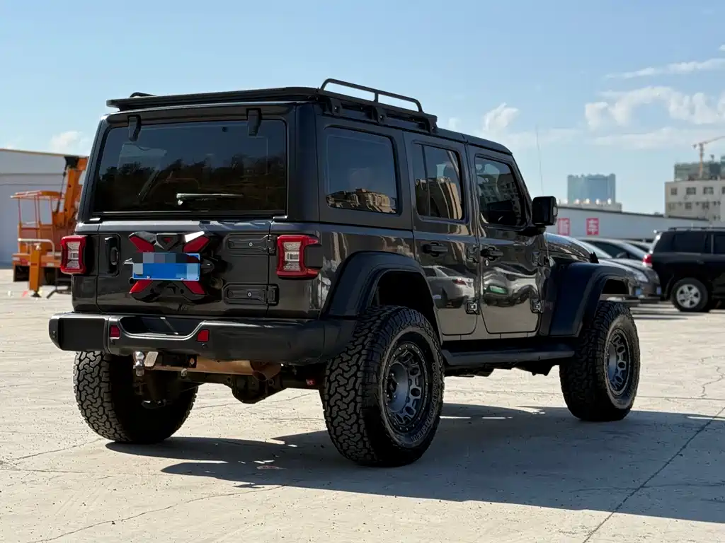Jeep Wrangler 2022 — фото 8