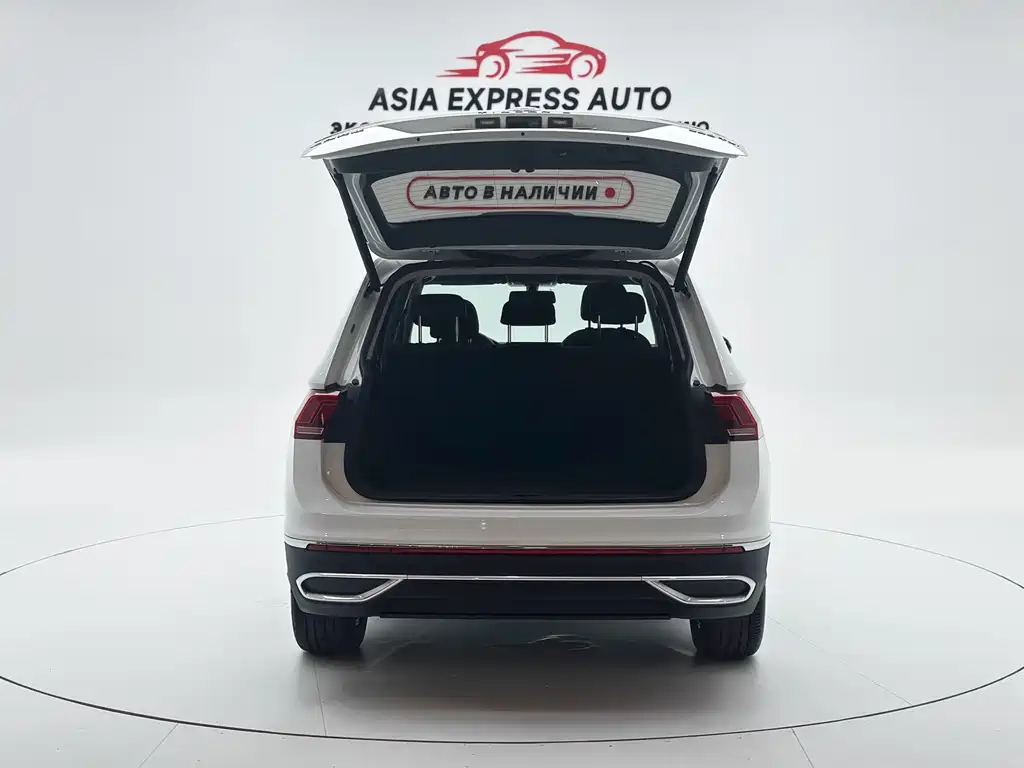 Volkswagen Tiguan L 2023