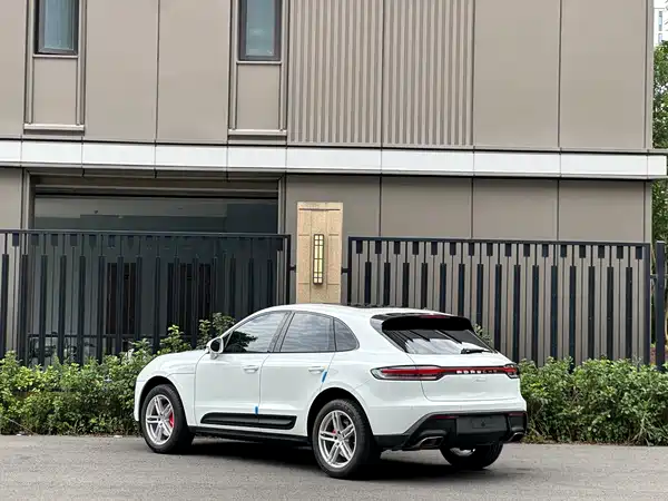 Porsche Macan 2023