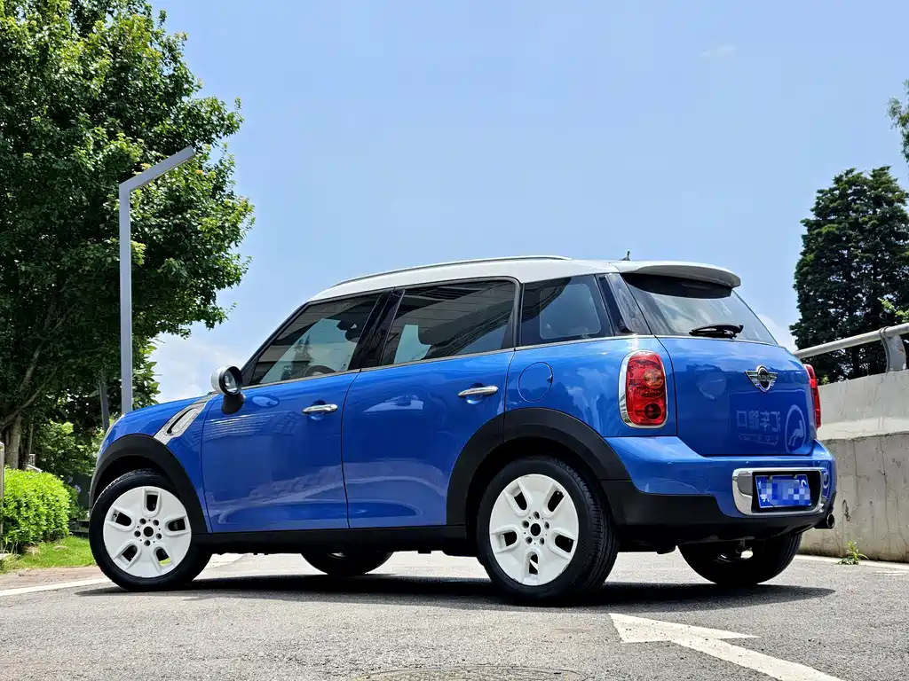 MINI Countryman 2011 — фото 10
