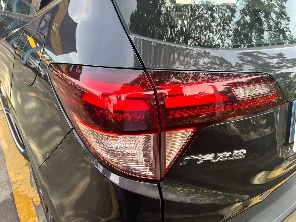 Honda Vezel 2016 — фото 9