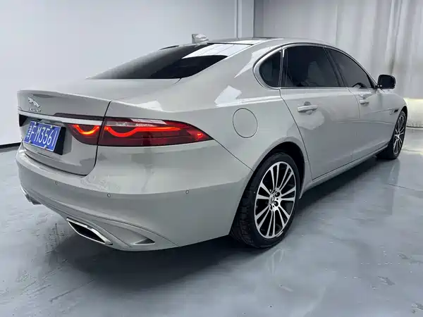 Jaguar XFL 2024