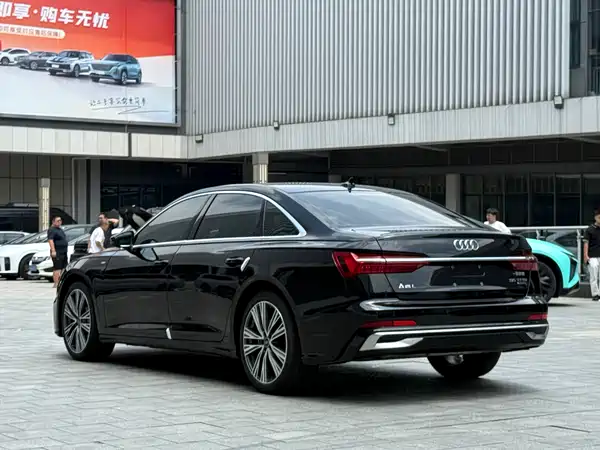 Audi A6L 2023