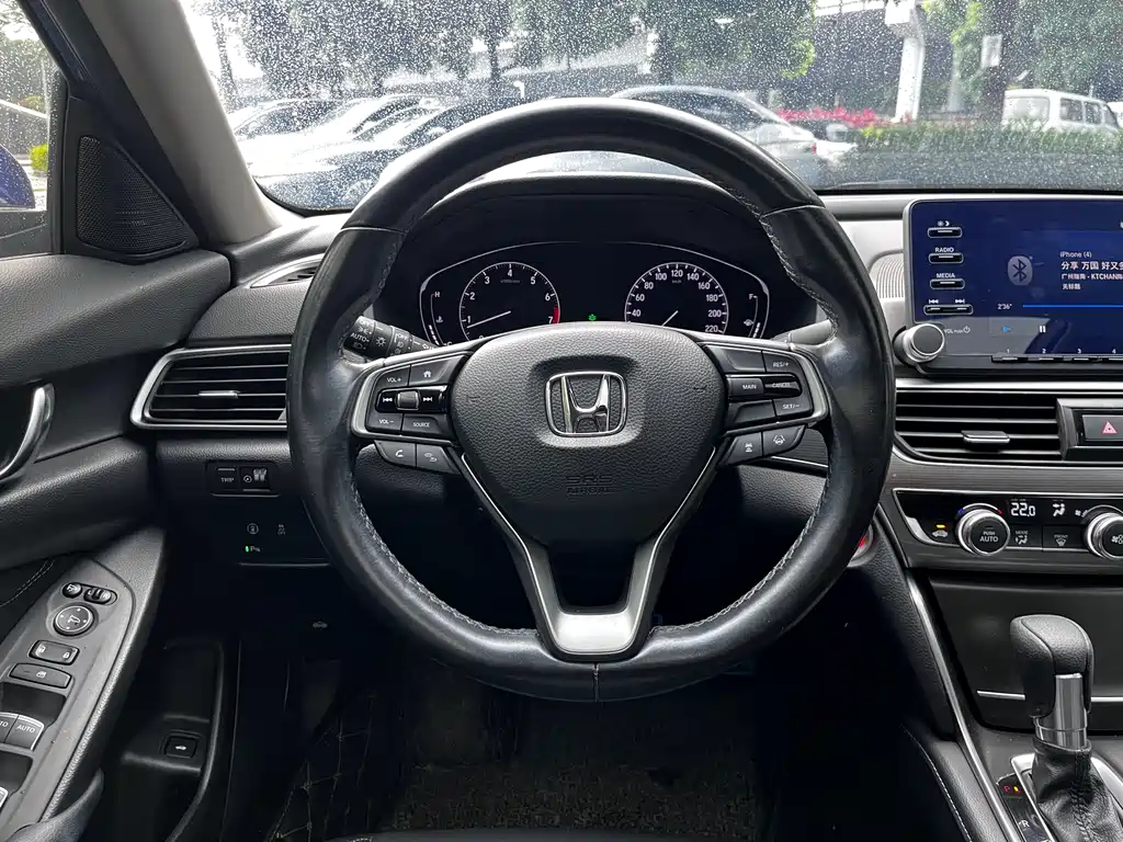 Honda Accord 2019 — фото 12