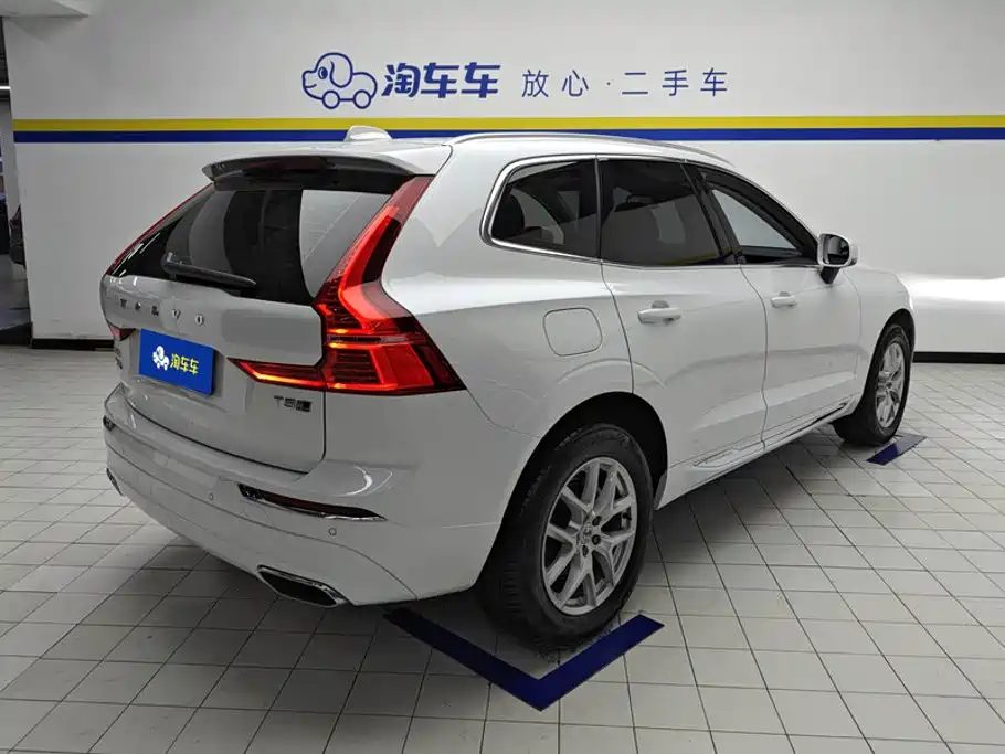 Volvo XC60 2020 — фото 3