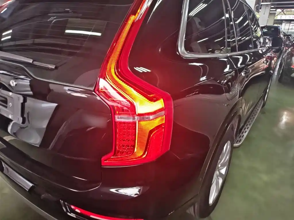 Volvo XC90 2016 — фото 8