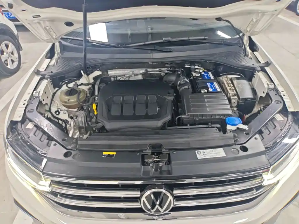 Volkswagen Tiguan L 2022 — фото 20