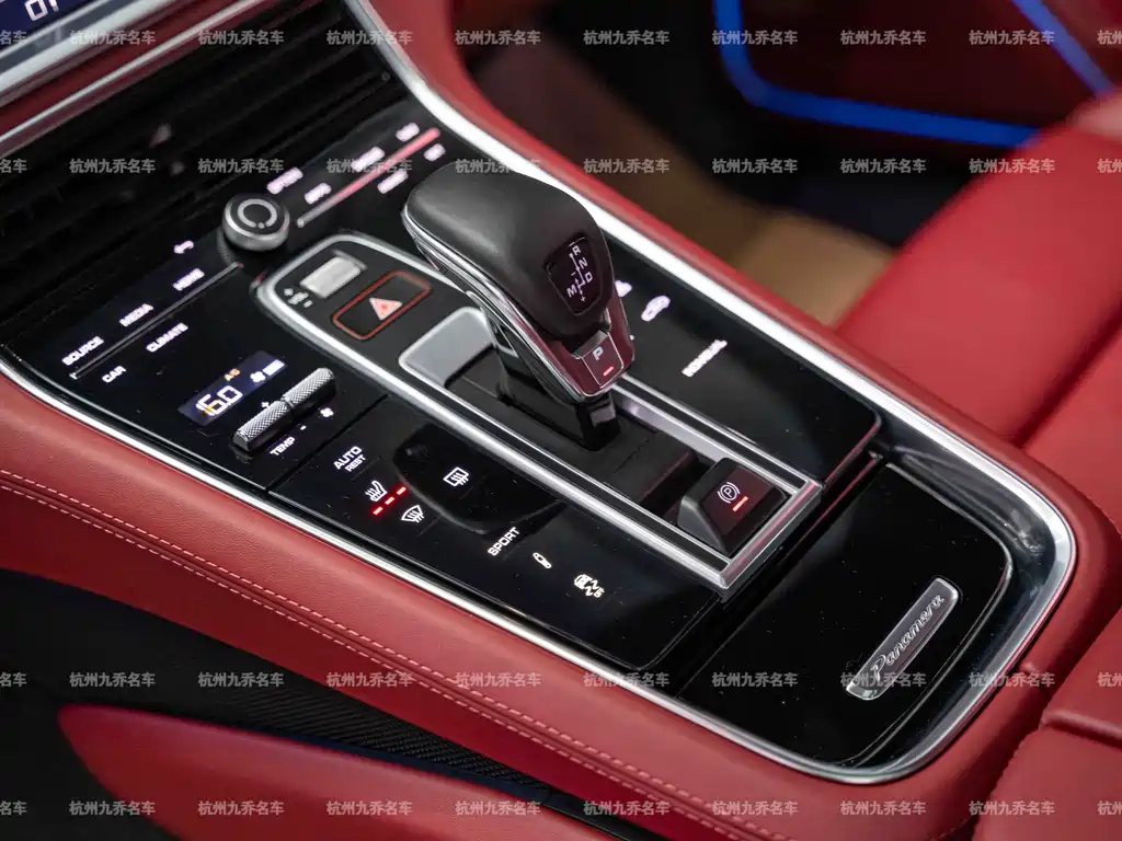 Porsche Panamera 2022 — фото 19