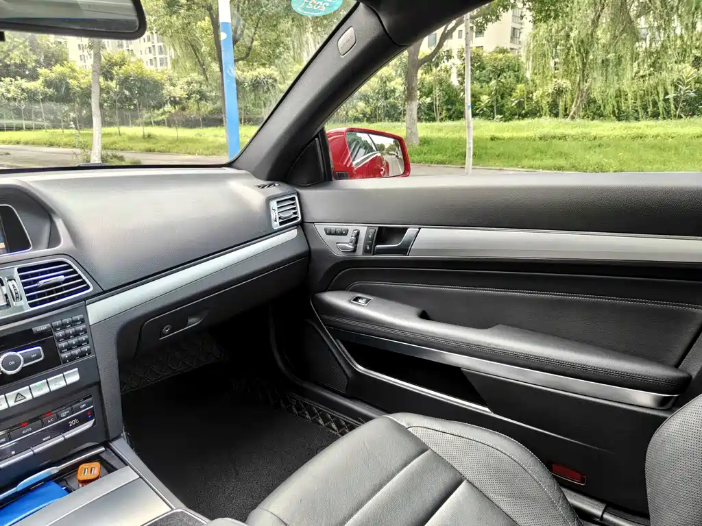 Mercedes-Benz E-Class 2015 — фото 14