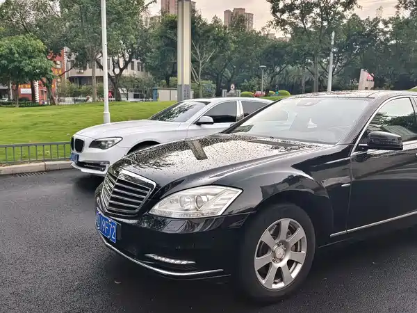 Mercedes-Benz S-Class 2013