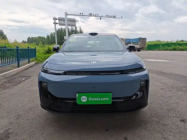 Leapmotor B10 2025