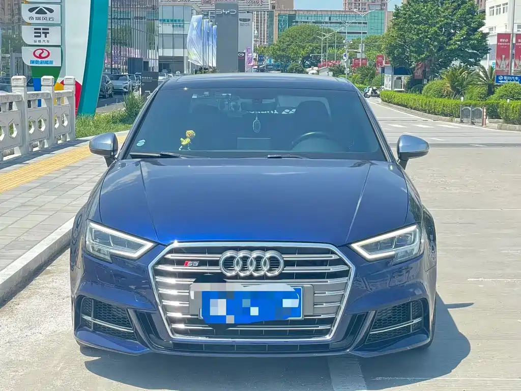 Audi S3 2018 — фото 2