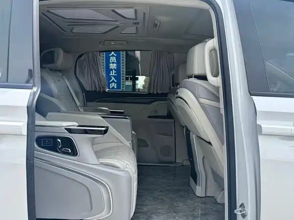 Buick GL8 2021