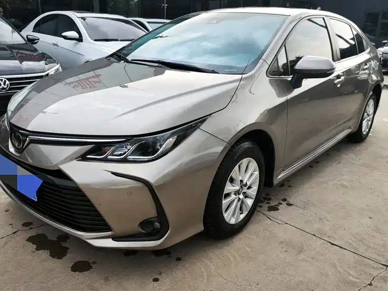 Toyota Corolla 2021 — фото 1