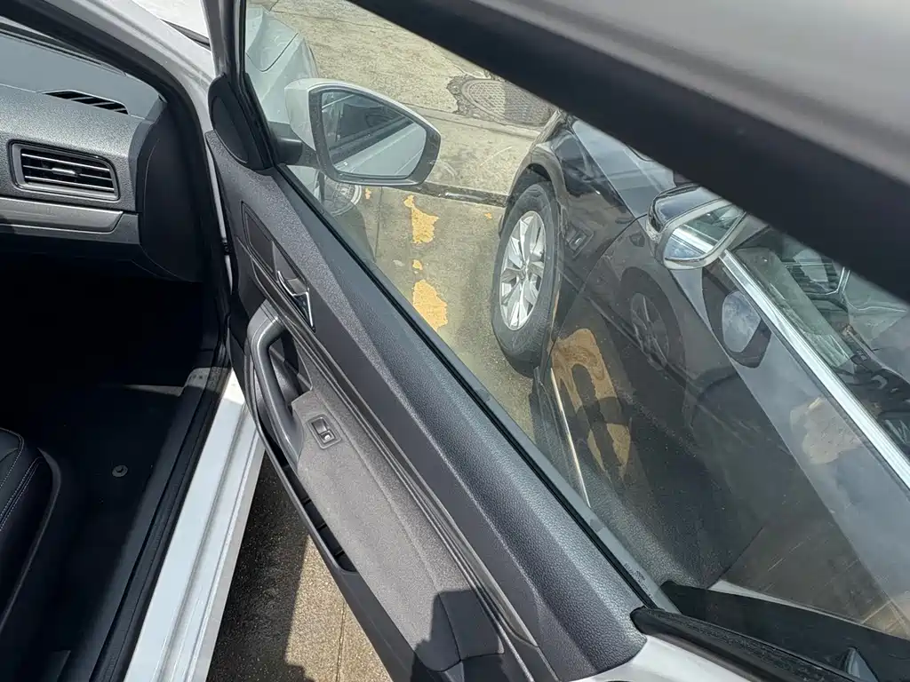 Volkswagen Lavida 2023