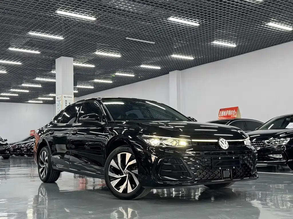 Volkswagen Passat 2025